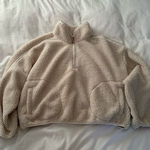 Old navy cream sherpa